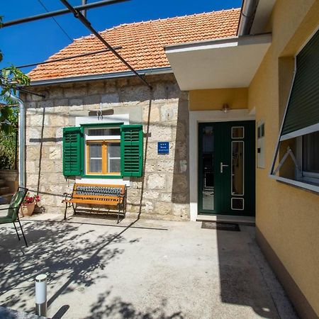 Apartman Ivan Drniš Eksteriør bilde