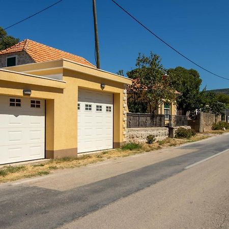 Apartman Ivan Drniš Eksteriør bilde